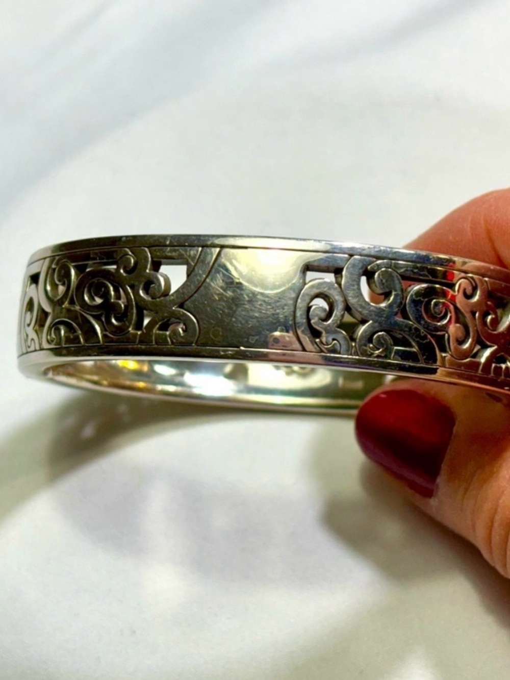 Brighton Mingle Interlocking Scroll Hinged Bangle Bracelet Silver Plated